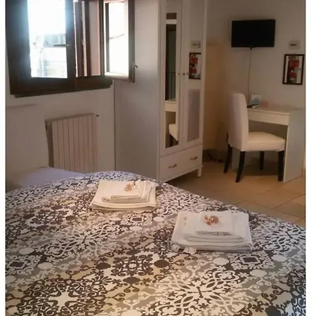 La Casa Reina Apartment *